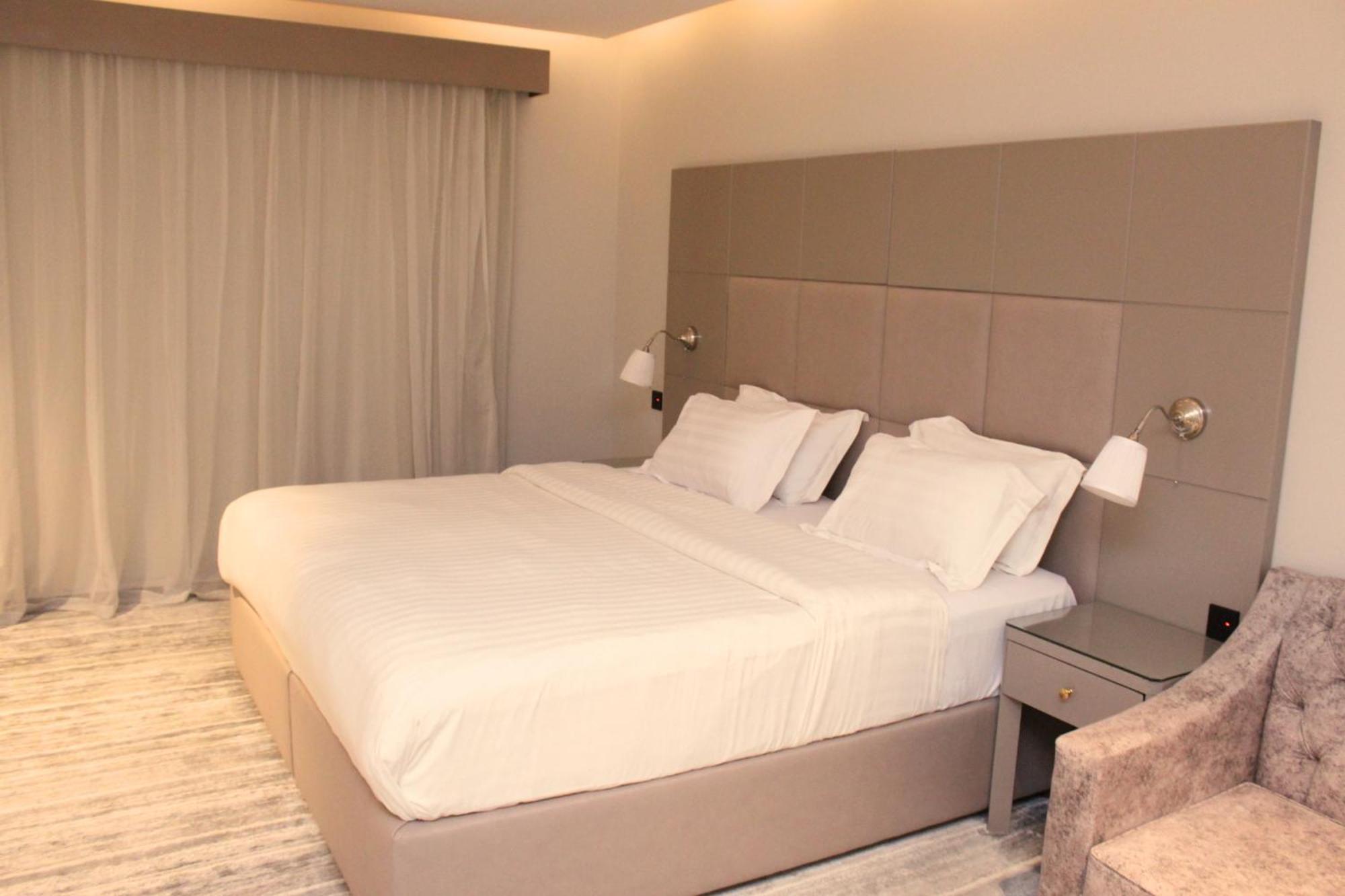 בוריידה Sharz Hotel מראה חיצוני תמונה